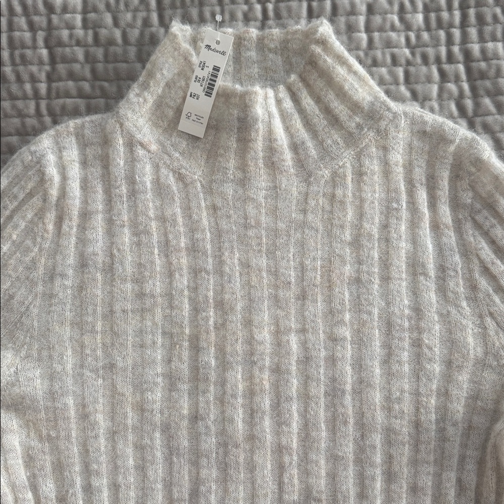 Madewell Sweater - Picture 2 of 4